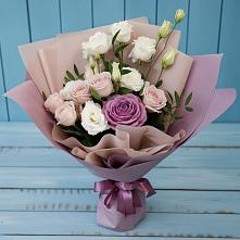 Букет цветов из:  Розы и Лизиантусы #REPLACE_PRED# Львовском