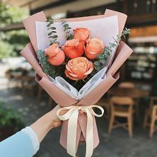 Букет цветов из:  Розы в Львовском