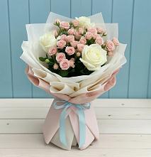 Букет цветов из:  Розы в Львовском