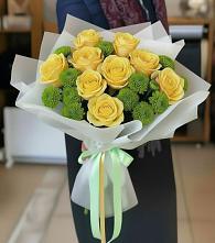 Букет цветов из:  Хризантемы и Розы #REPLACE_PRED# Львовском