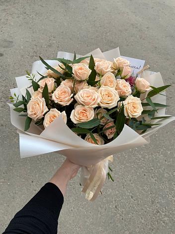 Букет Кремовые розы Латте в Львовском