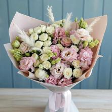 Букет цветов из:  Альстромерии и Розы в Львовском