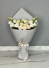 Букет цветов из:  Розы и Лизиантусы в Львовском